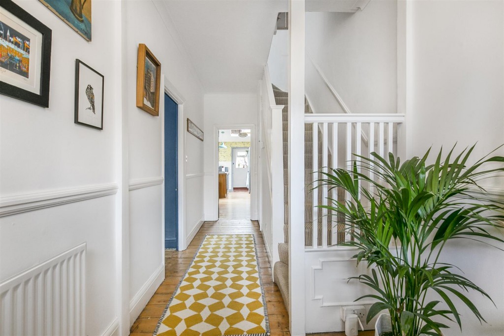 Nottingham Road, Leyton, London, E10