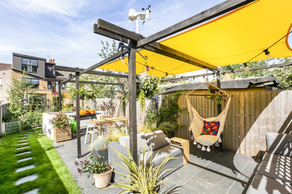 Goldsmith Road, Leyton, London, E10