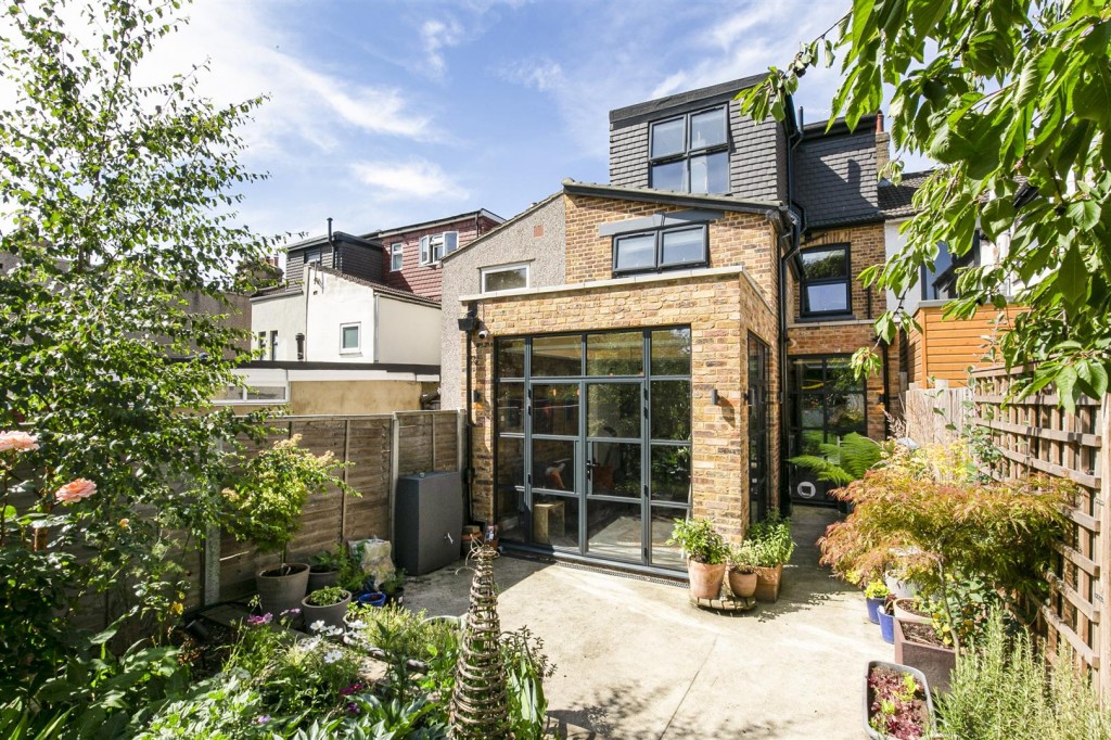 Goldsmith Road, Leyton, London, E10