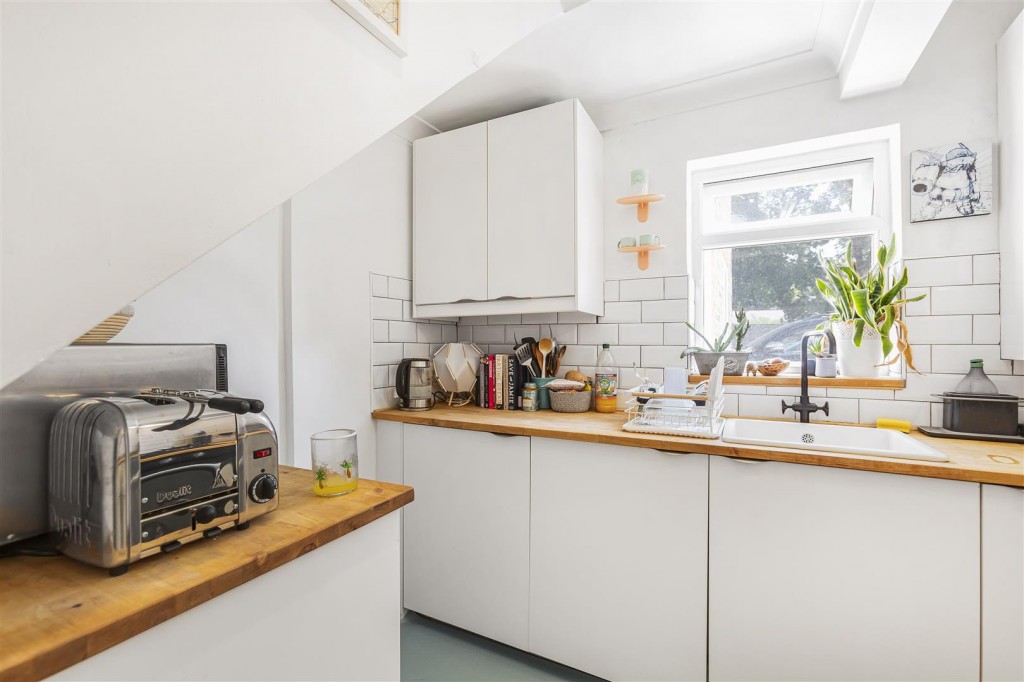 St Mary Road, Walthamstow, London, E17