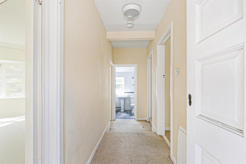 Hollywood Way, Woodford Green, Essex, IG8