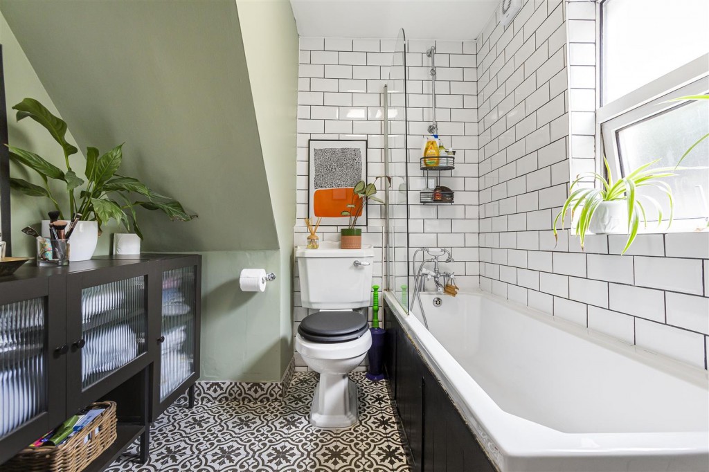 Scotts Road, Leyton, London, E10