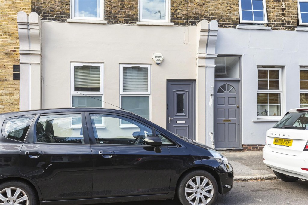 St. Mary Road, Walthamstow, London, E17