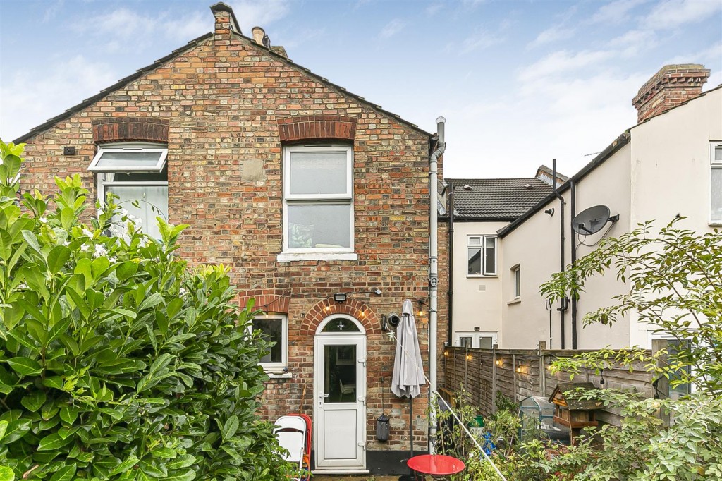 Fulbourne Road, Walthamstow, London, E17