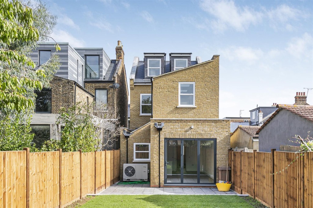 Salisbury Road, Walthamstow, London, E17