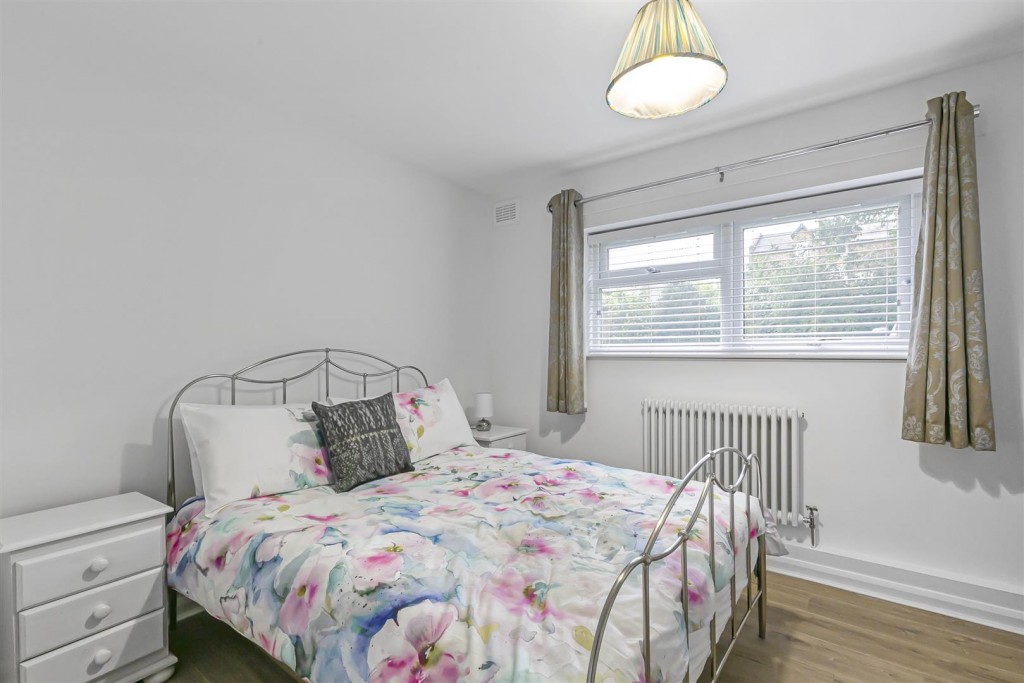West Avenue, Walthamstow, London, E17