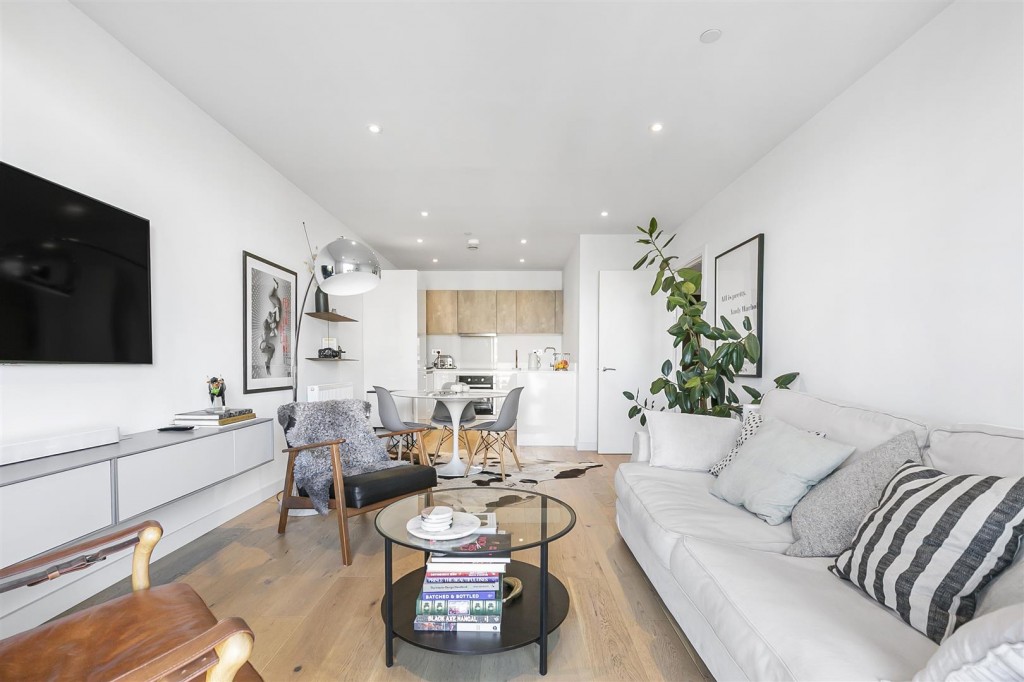 Gateway Apartments, Station Approach, Hoe Street, Walthamstow, London, E17