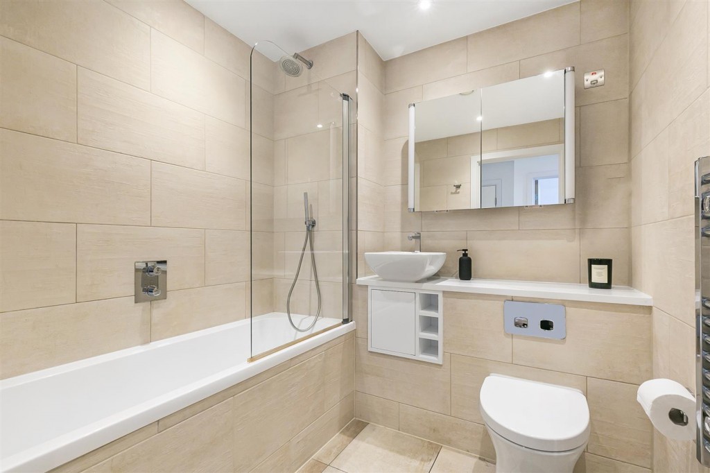 Gateway Apartments, Station Approach, Hoe Street, Walthamstow, London, E17