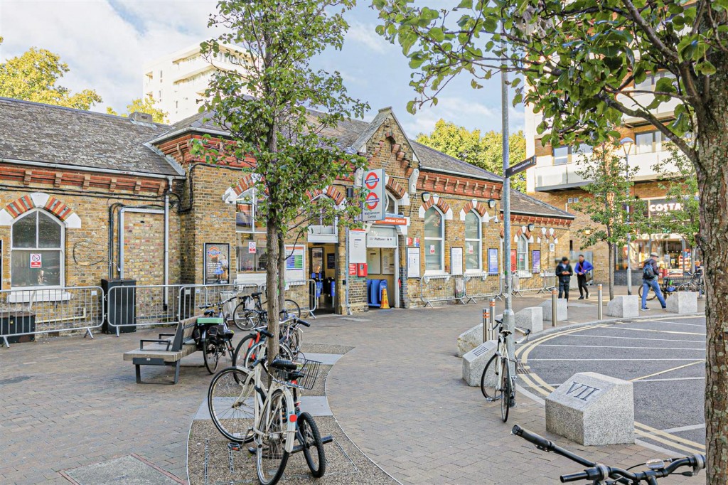 Gateway Apartments, Station Approach, Hoe Street, Walthamstow, London, E17