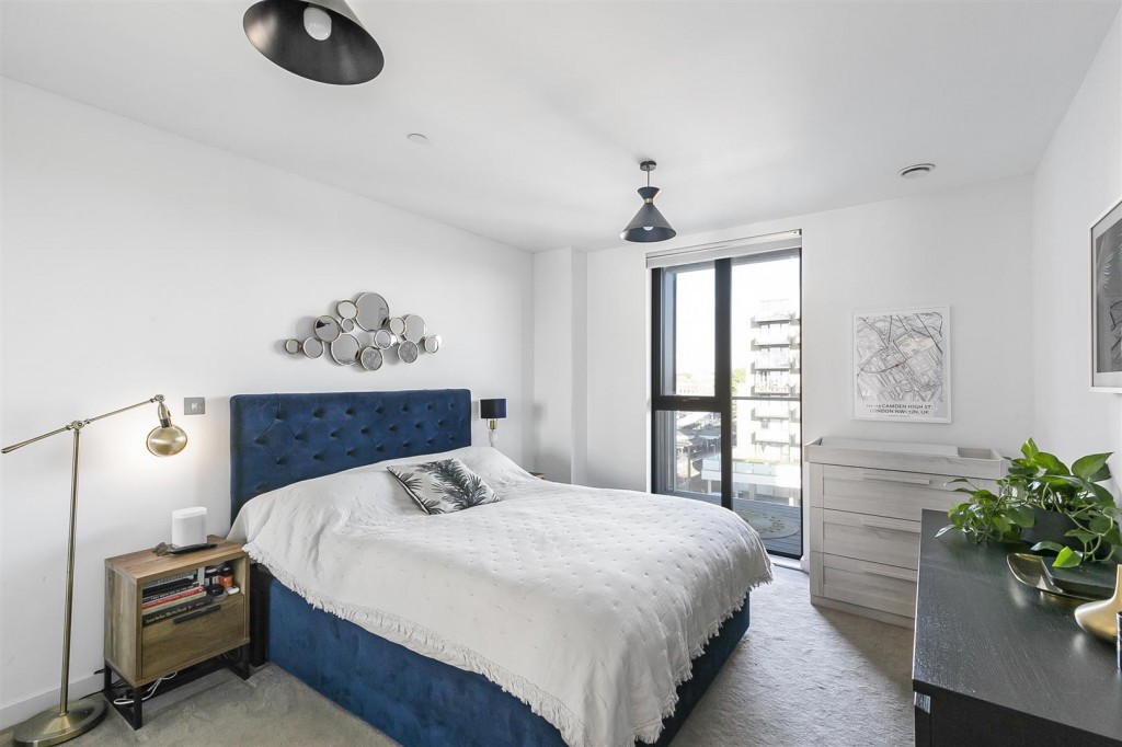 Gateway Apartments, Station Approach, Hoe Street, Walthamstow, London, E17