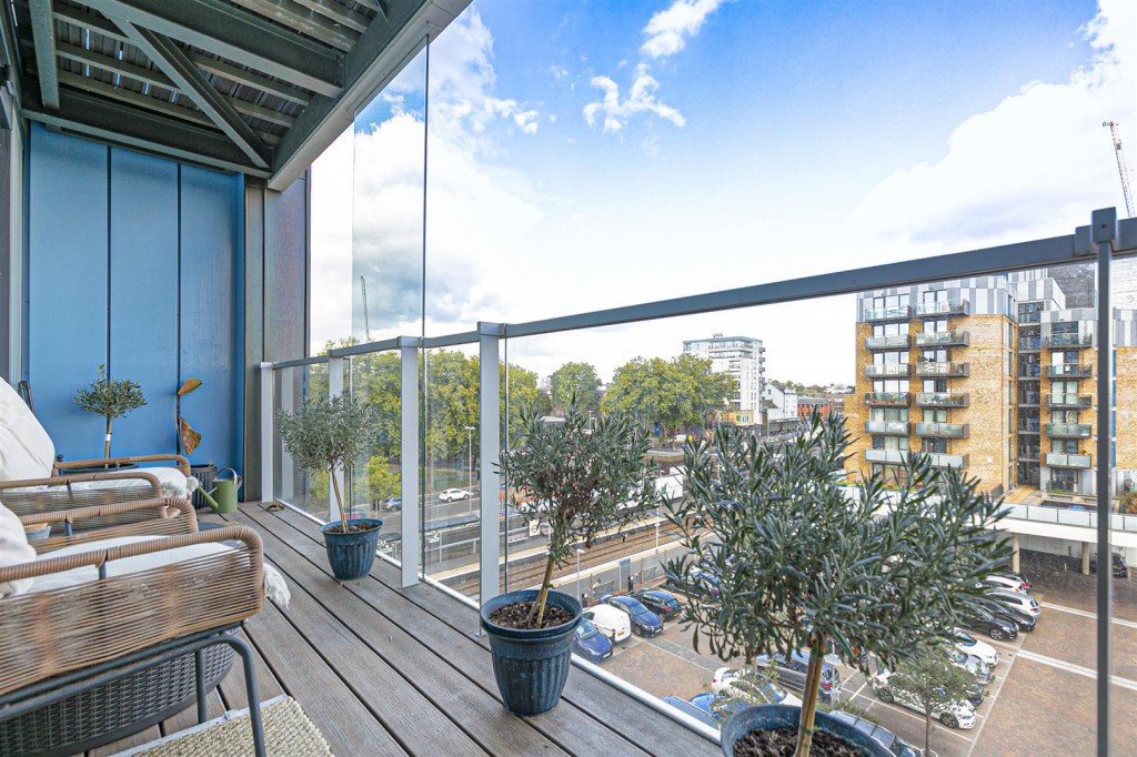Gateway Apartments, Station Approach, Hoe Street, Walthamstow, London, E17