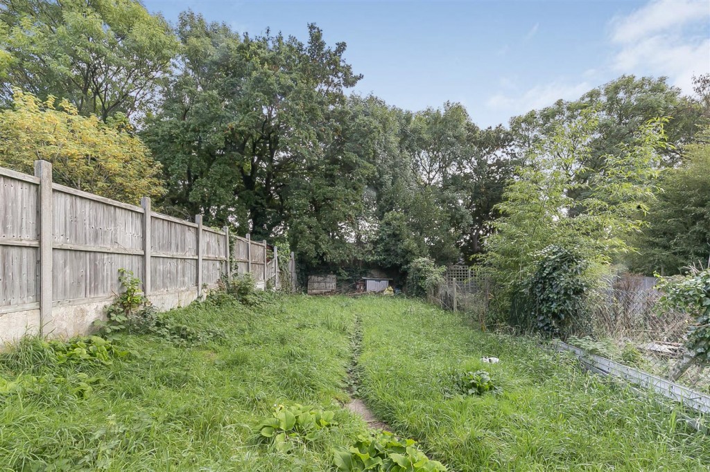 Upper Walthamstow Road, Walthamstow, London, E17