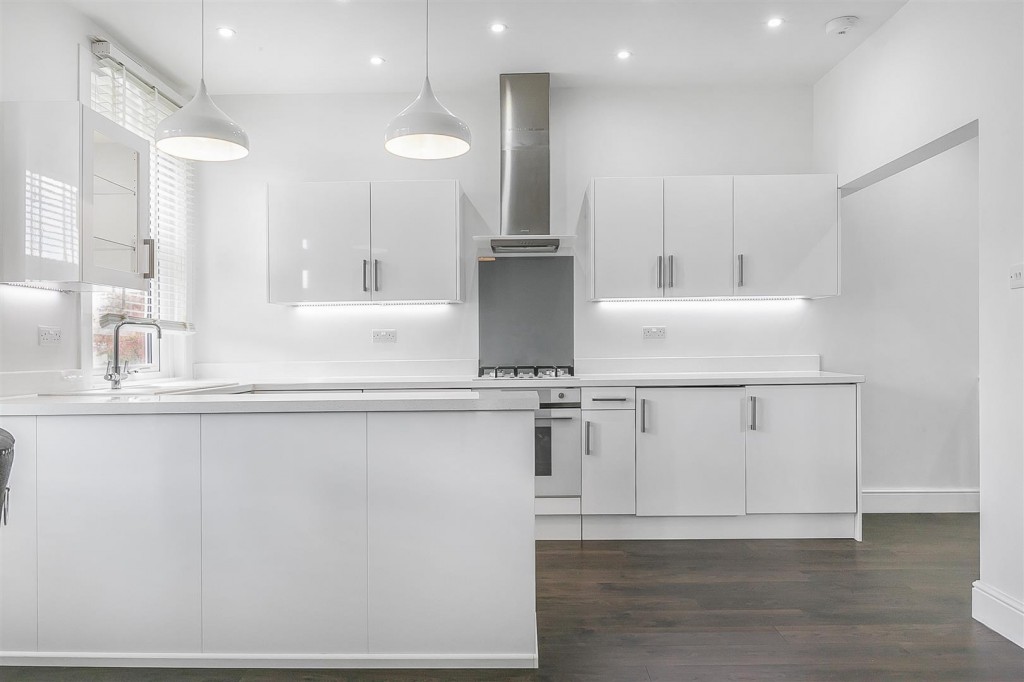 Upper Walthamstow Road, Walthamstow, London, E17