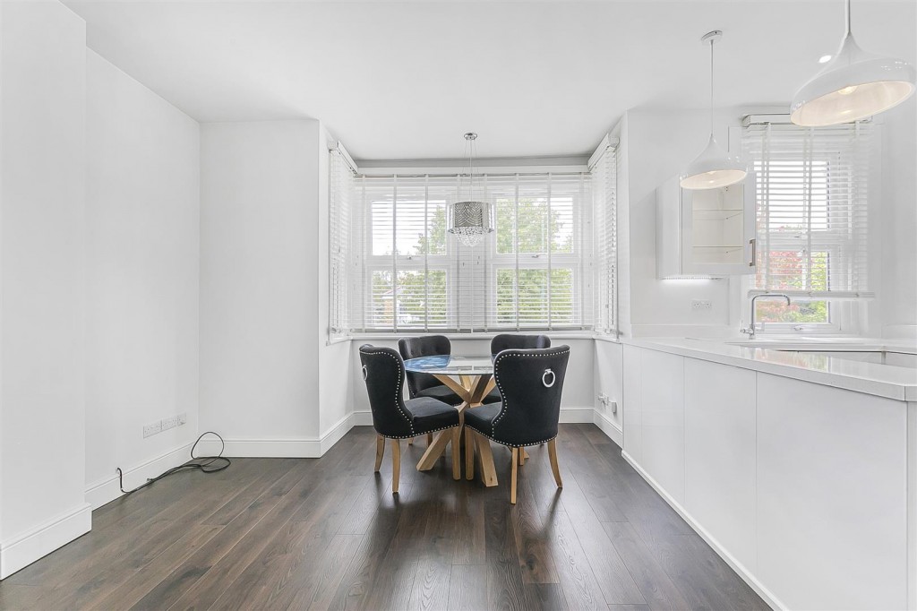 Upper Walthamstow Road, Walthamstow, London, E17