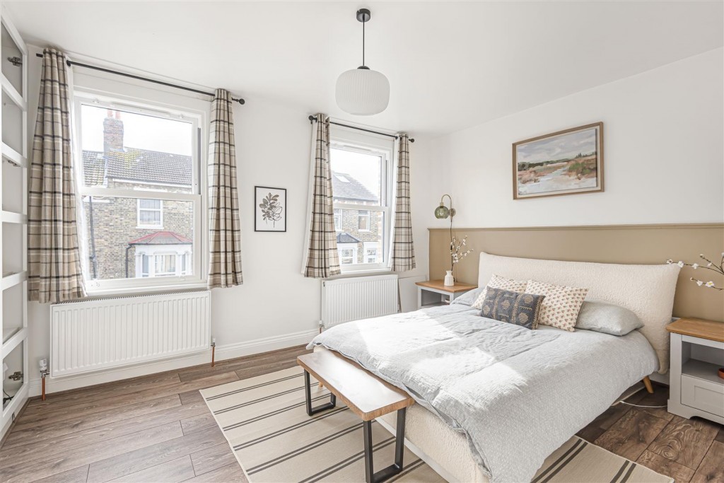 Ravenswood Road, Walthamstow, London, E17