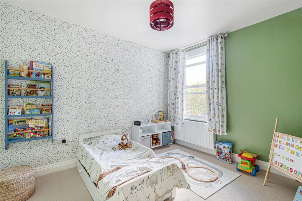Ravenswood Road, Walthamstow, London, E17