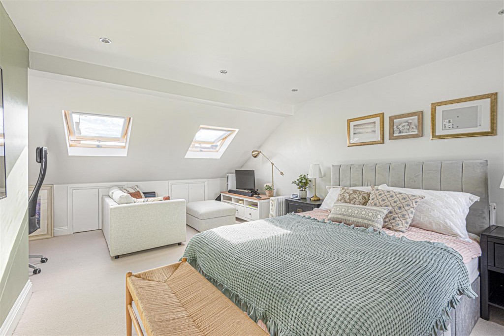 Ravenswood Road, Walthamstow, London, E17