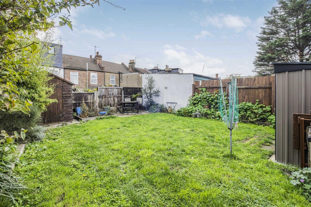 Wolsey Avenue, Walthamstow, London, E17