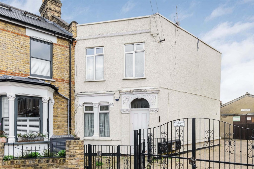 Wolsey Avenue, Walthamstow, London, E17