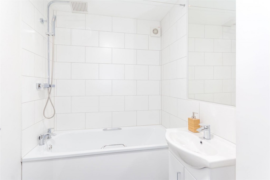 Luther King Close, Walthamstow, London, E17