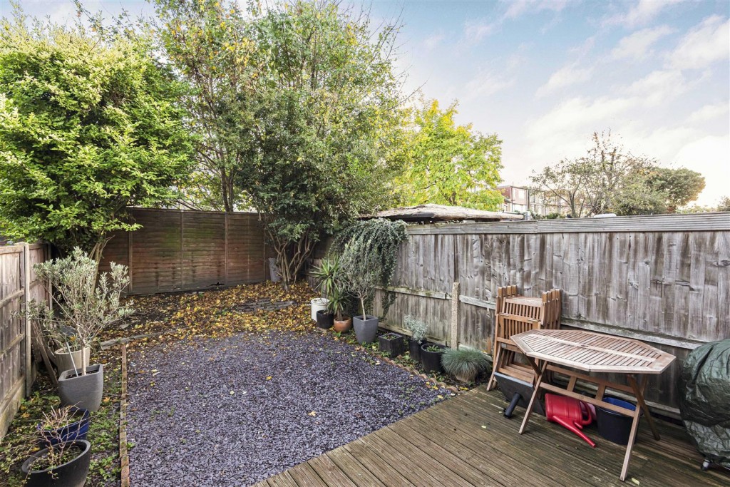 Carnarvon Road, Leyton, London, E10