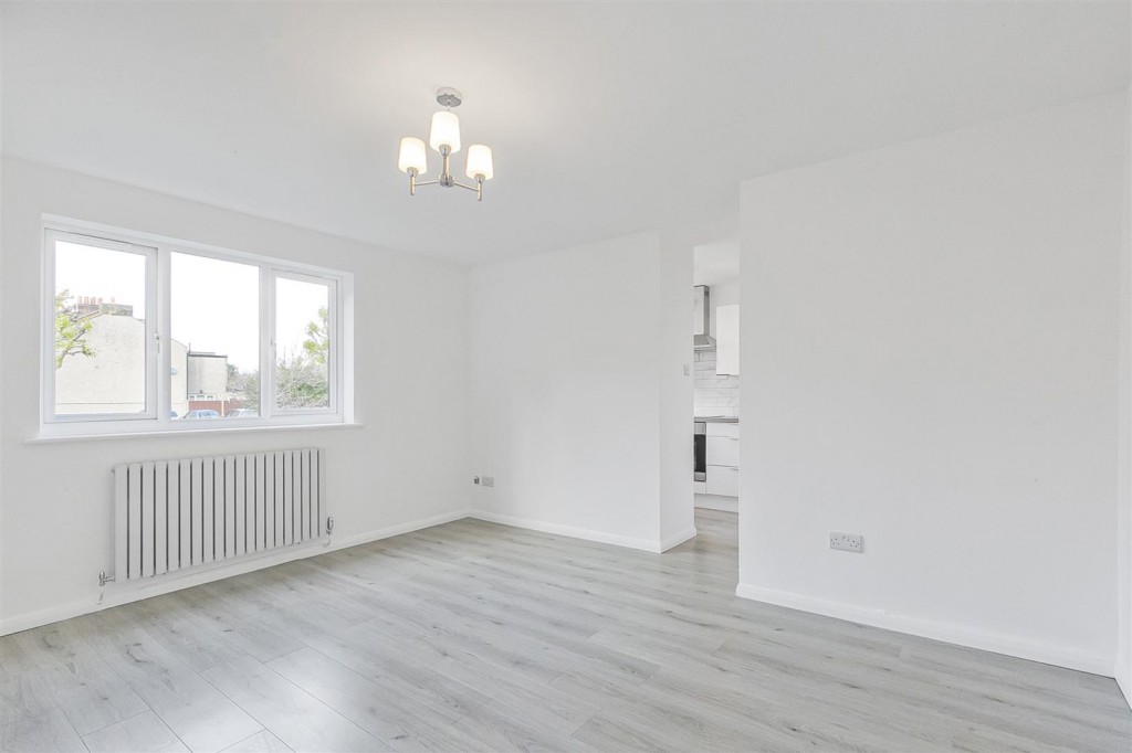 Green Pond Close, Walthamstow, London, E17
