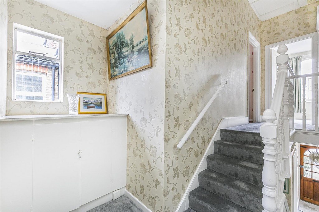 Chestnut Avenue South, Walthamstow, London, E17