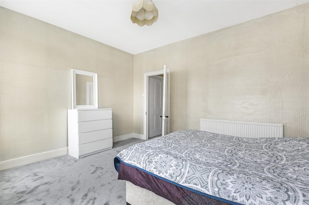Chestnut Avenue South, Walthamstow, London, E17