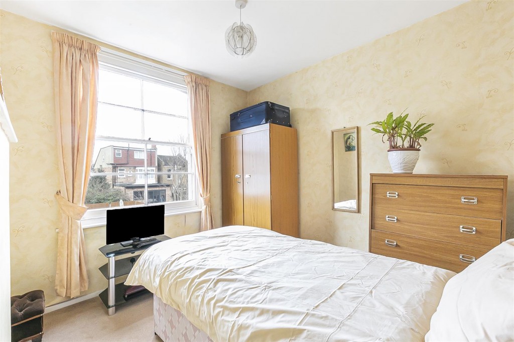 Chestnut Avenue South, Walthamstow, London, E17