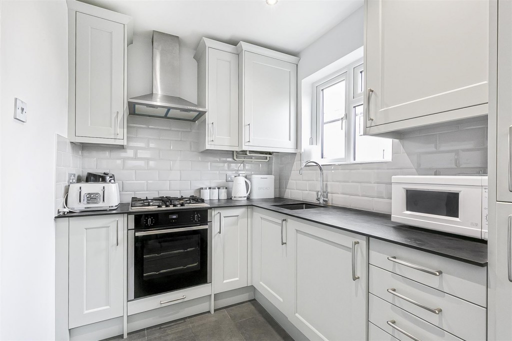 Chestnut Avenue South, Walthamstow, London, E17