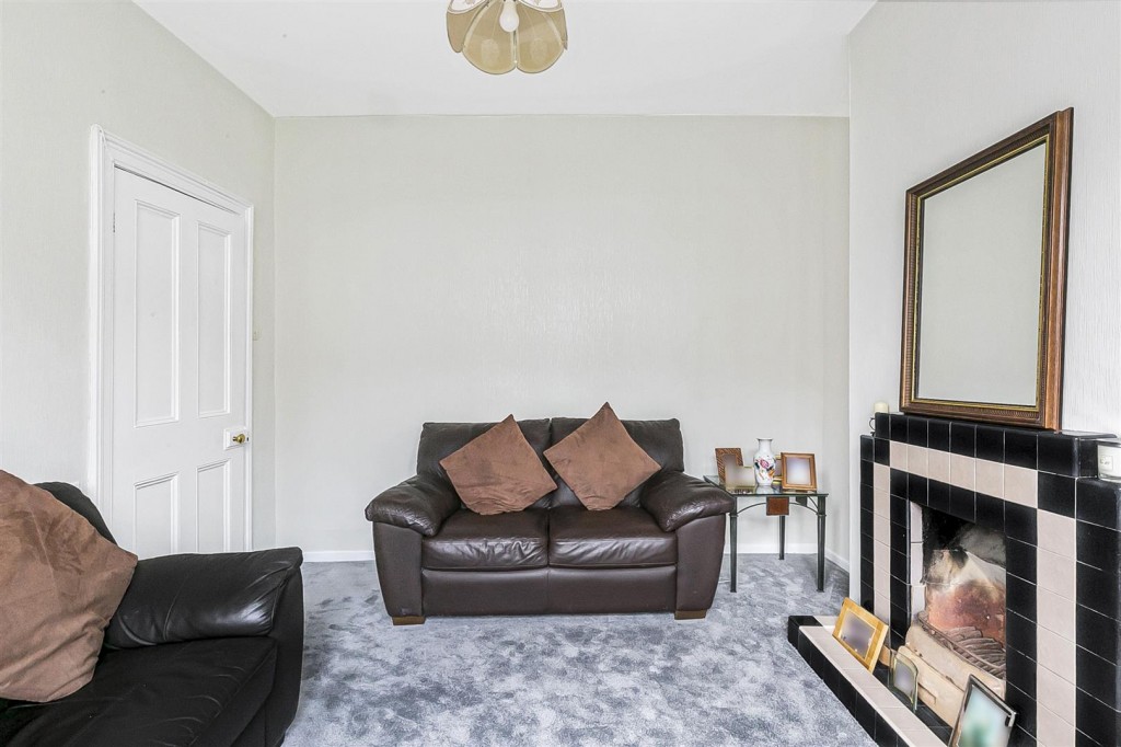 Chestnut Avenue South, Walthamstow, London, E17
