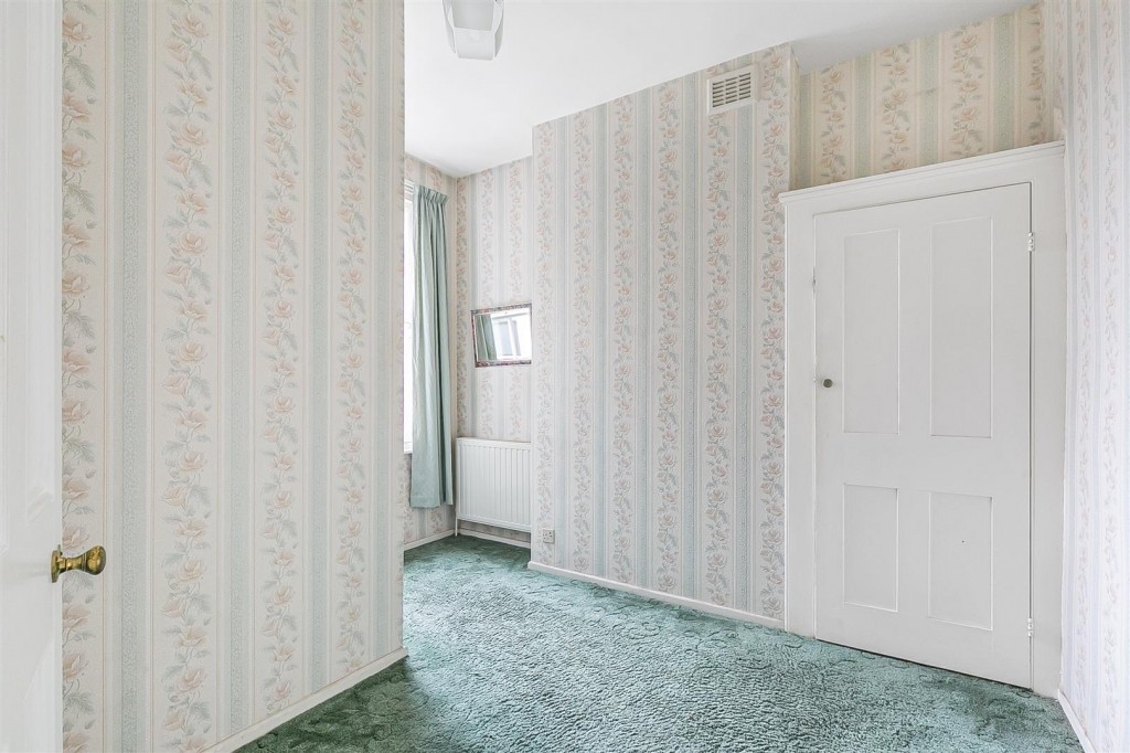 Chestnut Avenue South, Walthamstow, London, E17