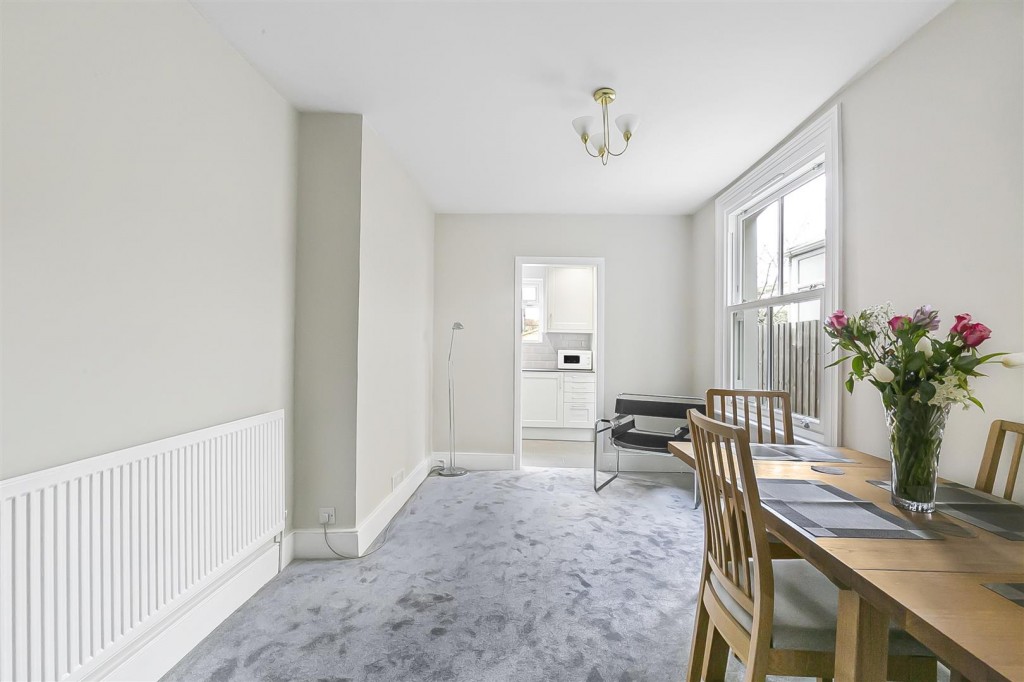 Chestnut Avenue South, Walthamstow, London, E17