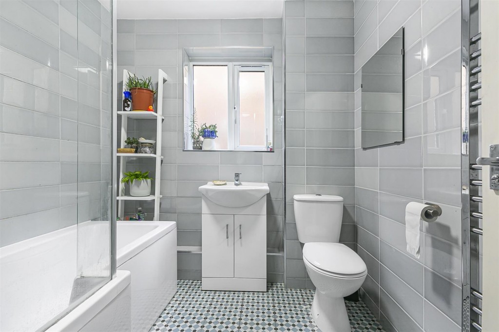 Liden Close, Walthamstow, London, E17