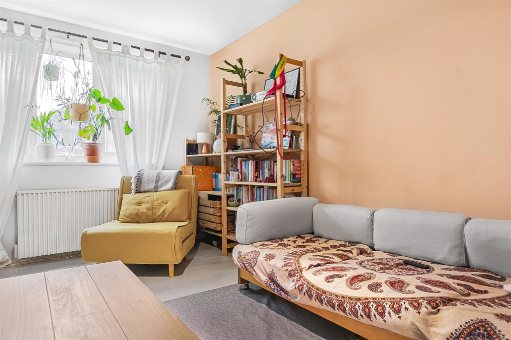 Liden Close, Walthamstow, London, E17