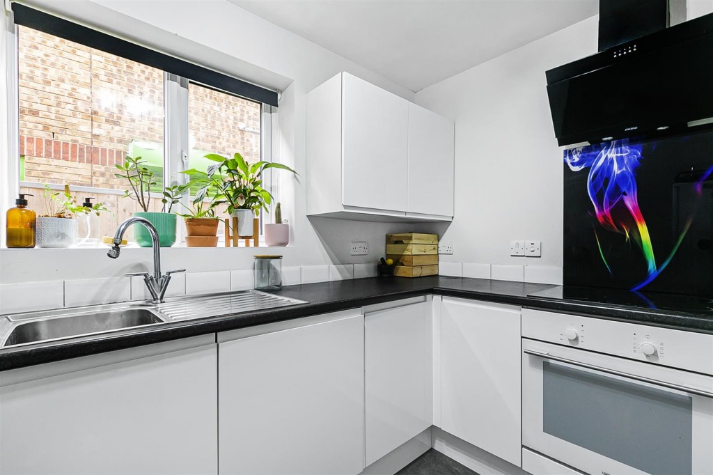Liden Close, Walthamstow, London, E17