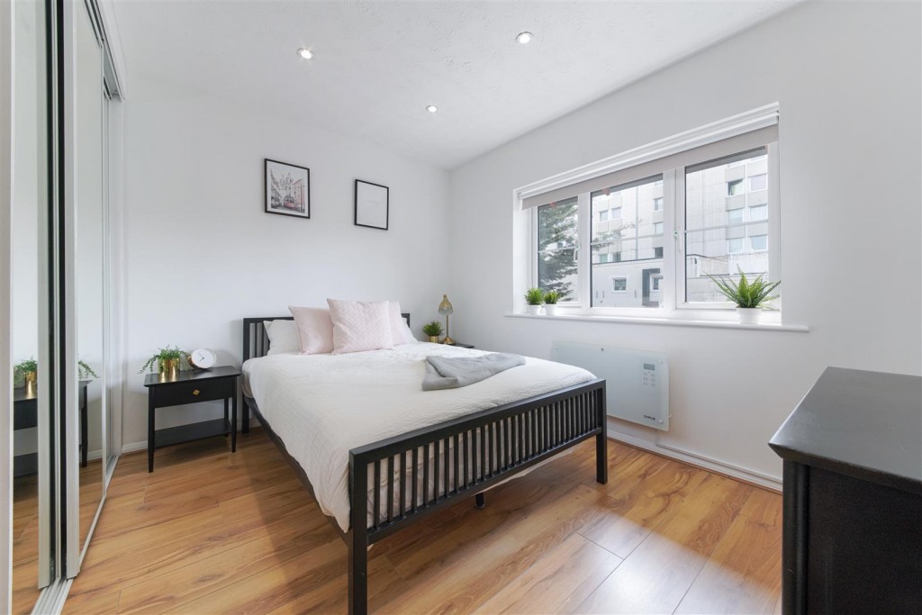 Hallingbury Court, Forest Road, Walthamstow, London, E17