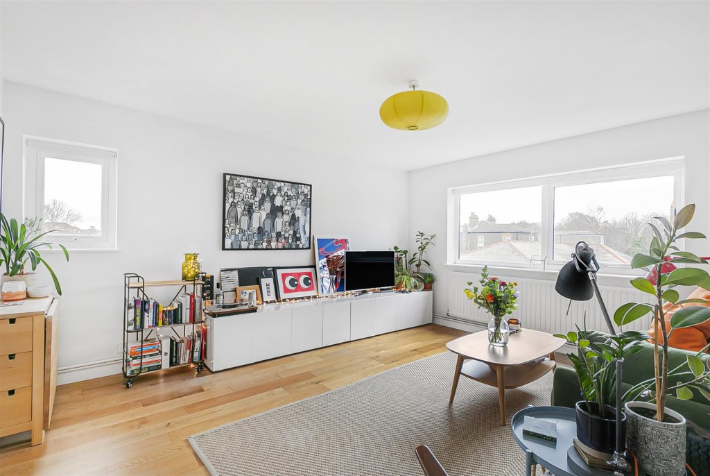 West Avenue, Walthamstow, London, E17