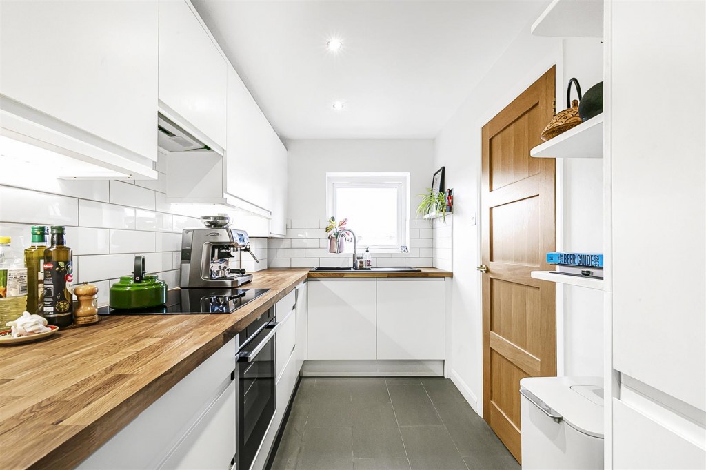 West Avenue, Walthamstow, London, E17