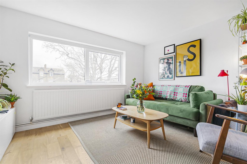 West Avenue, Walthamstow, London, E17