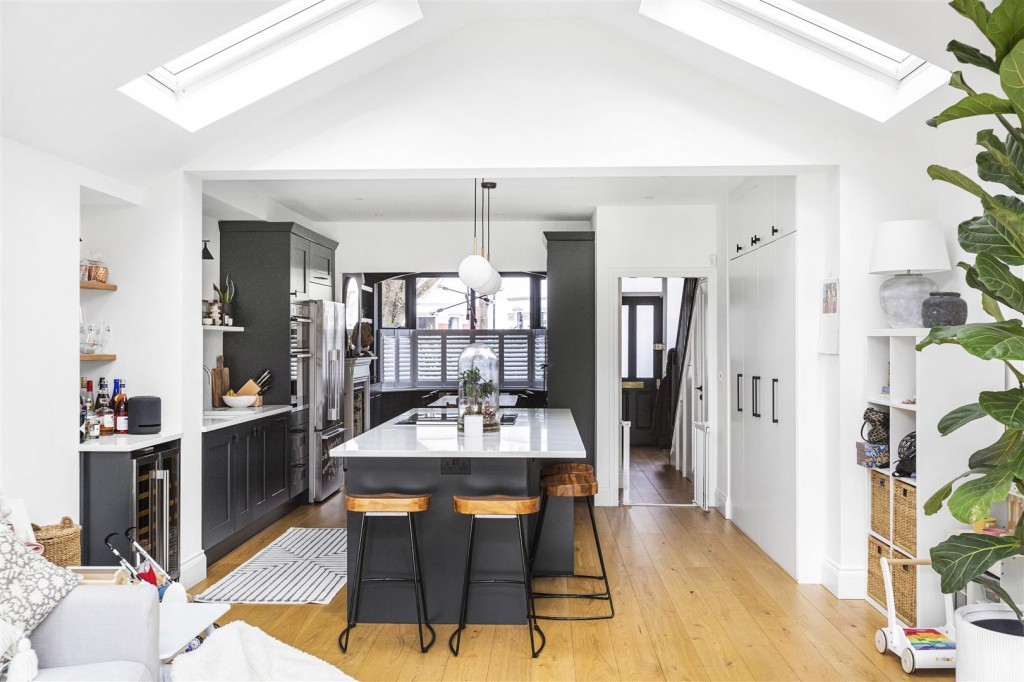 Chesterfield Road, Leyton, London, E10