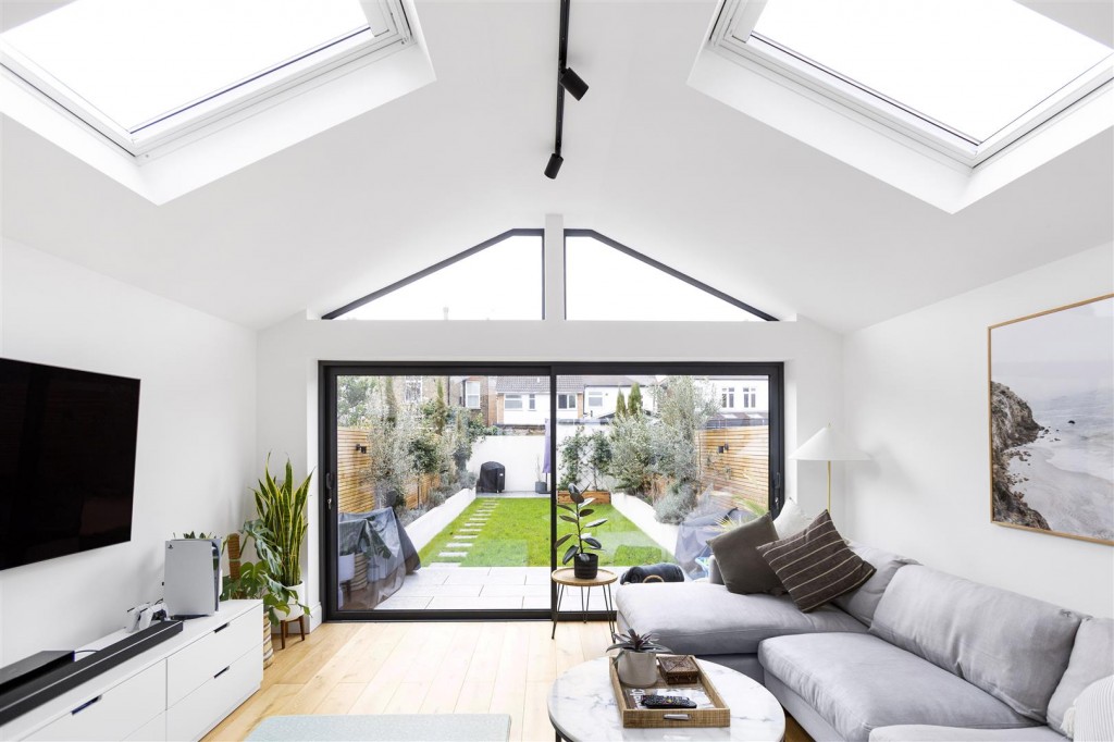 Chesterfield Road, Leyton, London, E10