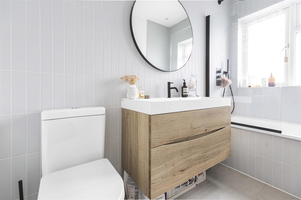 Chesterfield Road, Leyton, London, E10
