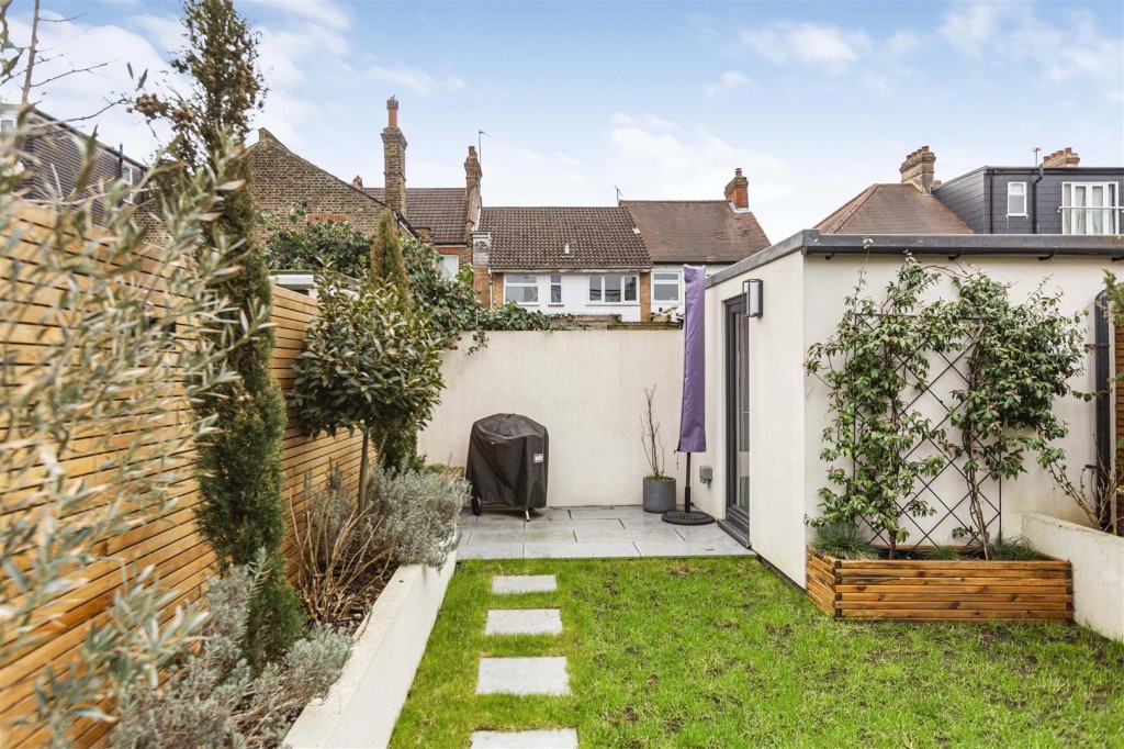 Chesterfield Road, Leyton, London, E10