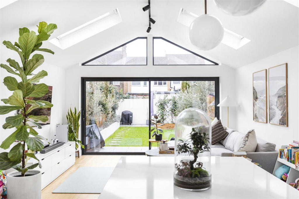 Chesterfield Road, Leyton, London, E10