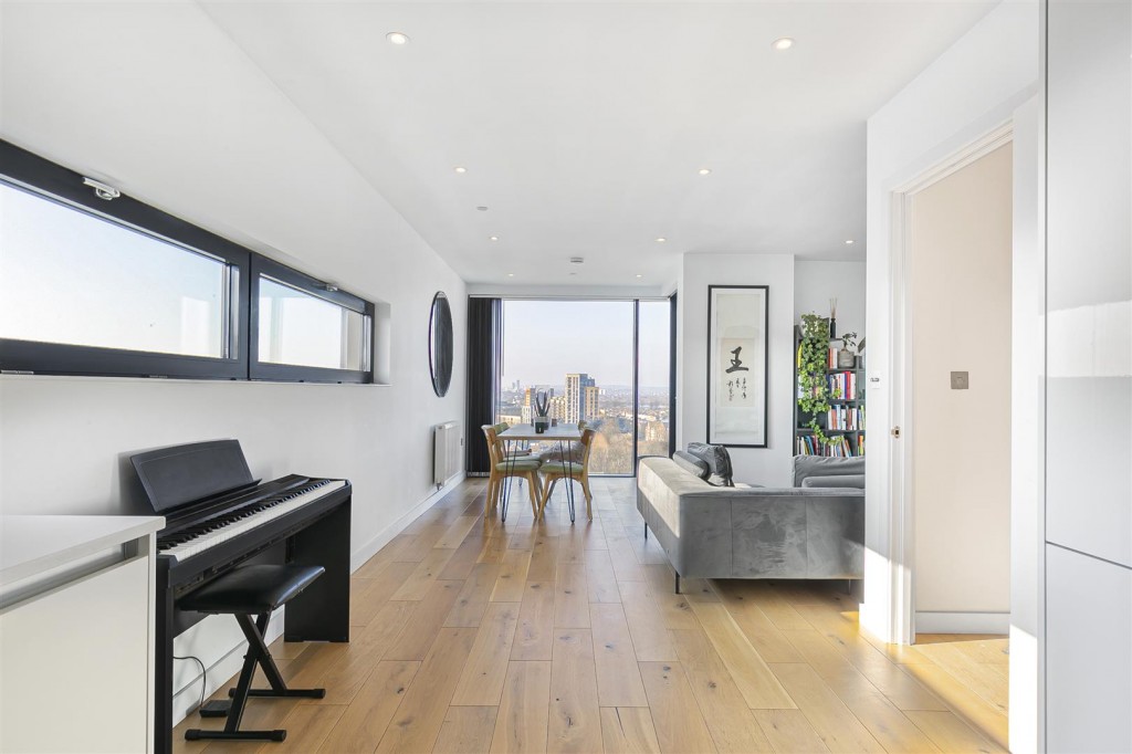 Gateway Apartments, Station Approach, Hoe Street, Walthamstow, London, E17