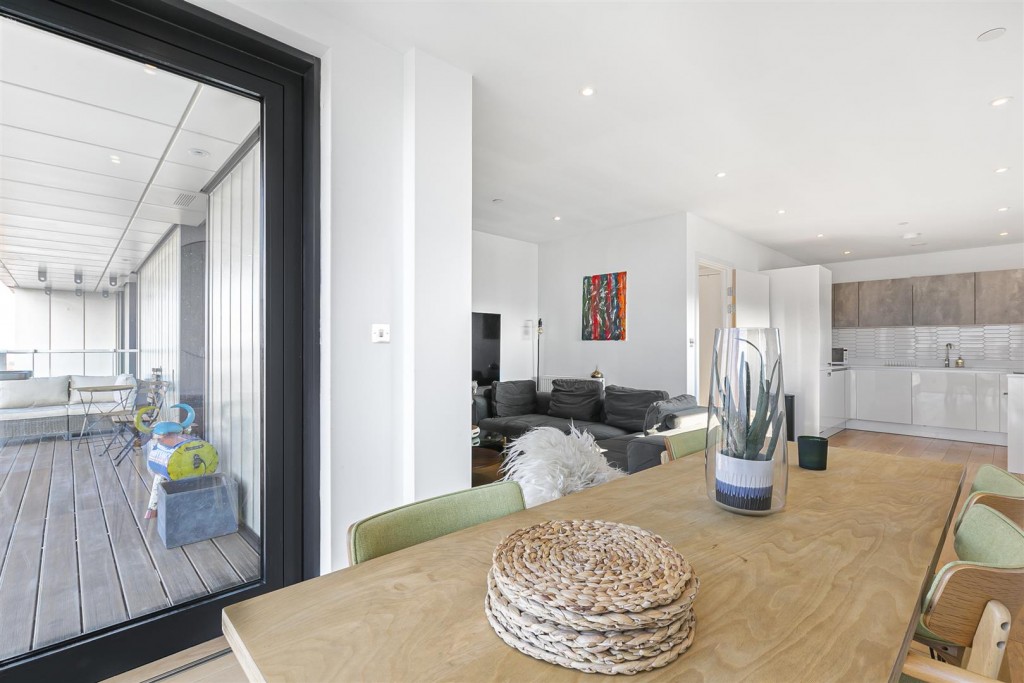 Gateway Apartments, Station Approach, Hoe Street, Walthamstow, London, E17