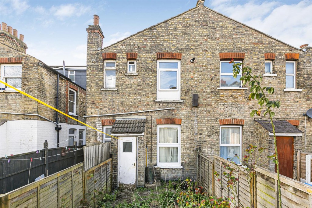 Newport Road, Leyton, London, E10