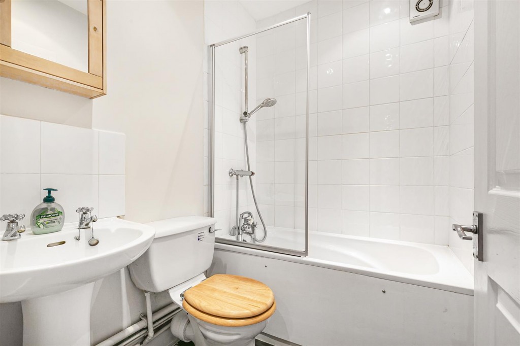 Bishops Close, Walthamstow, London, E17