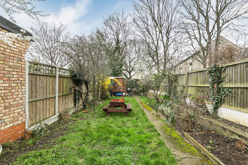 Hurst Road, Walthamstow, London, E17